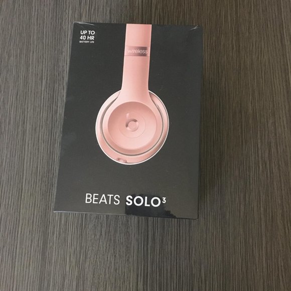 Beats Solo3 Wireless Headphones - Rose Gold - Picture 4 of 6